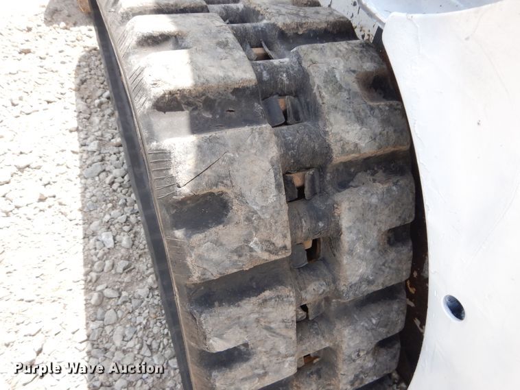 image for item DM4311 2003 Bobcat T190  tracked skid steer loader