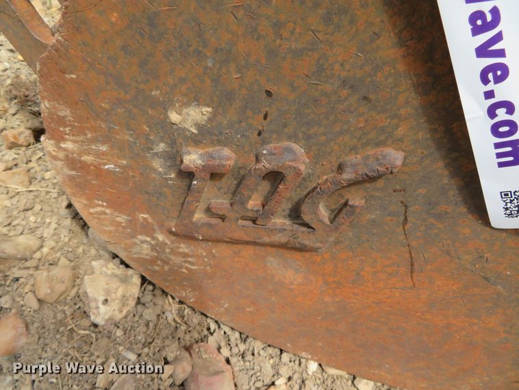 image for item DN5888 TAG 12"W excavator bucket
