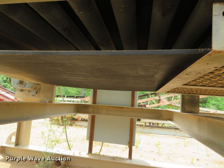 image for item DN5889 2015 Peerless 12 Yard  hopper feeder