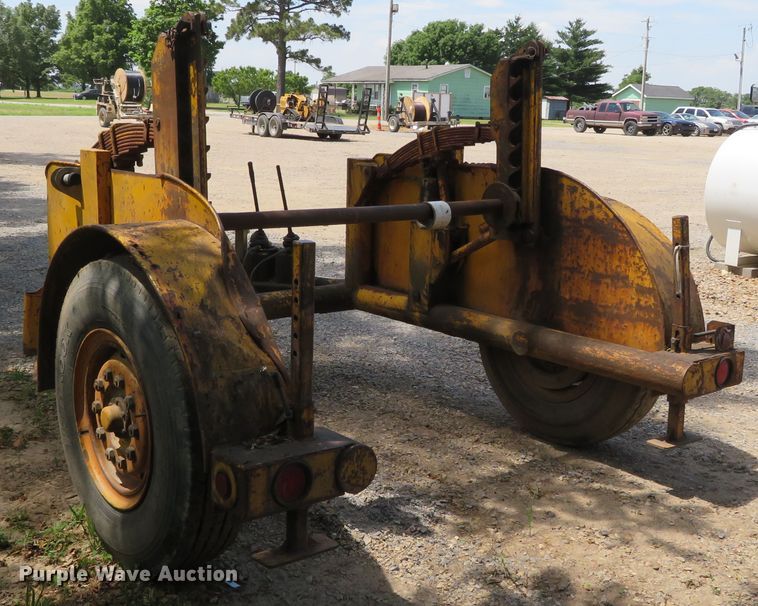 image for item DN5891 Lincoln  reel trailer