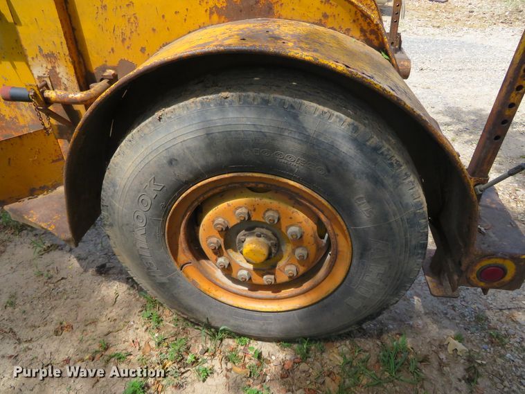 image for item DN5891 Lincoln  reel trailer