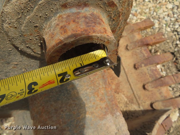 image for item DN5893 TAG 24"W excavator bucket