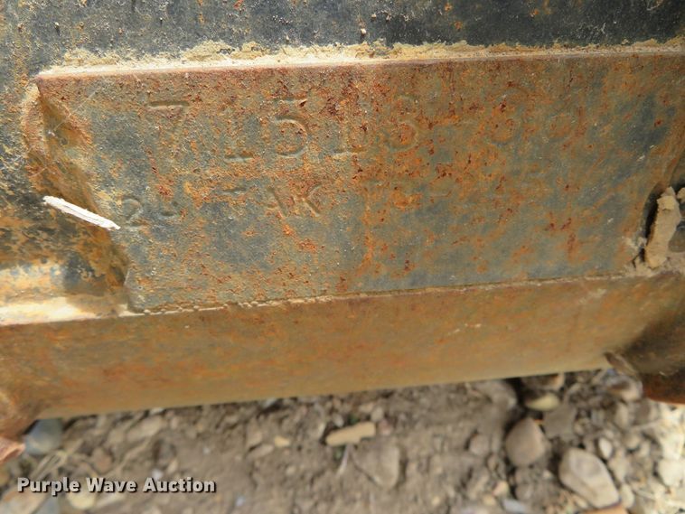 image for item DN5893 TAG 24"W excavator bucket