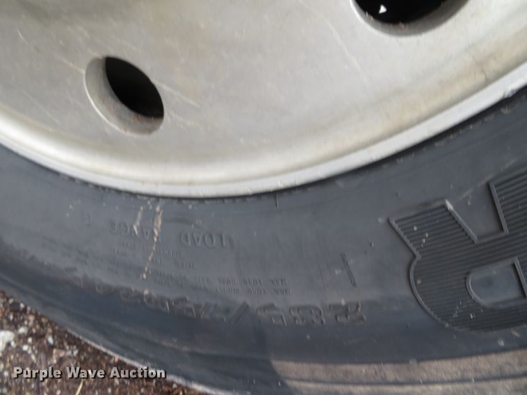 image for item DN5904 1995 International 9300  semi truck