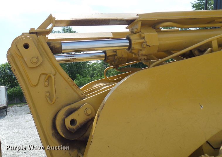 image for item DN6765 1998 Caterpillar 973 LGP  track loader