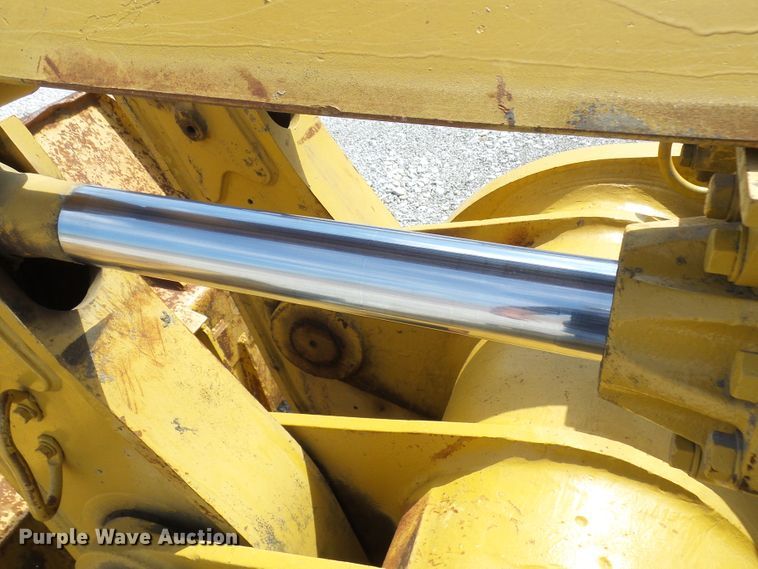 image for item DN6765 1998 Caterpillar 973 LGP  track loader