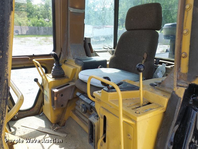 image for item DN6765 1998 Caterpillar 973 LGP  track loader