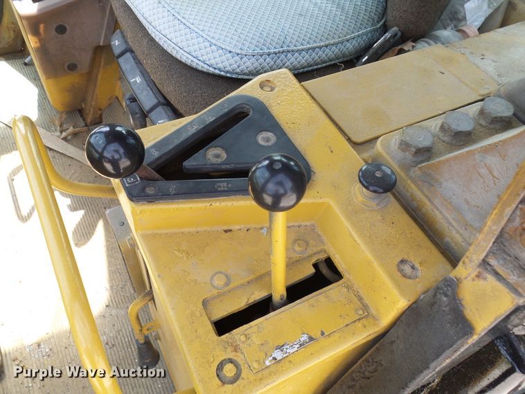 image for item DN6765 1998 Caterpillar 973 LGP  track loader