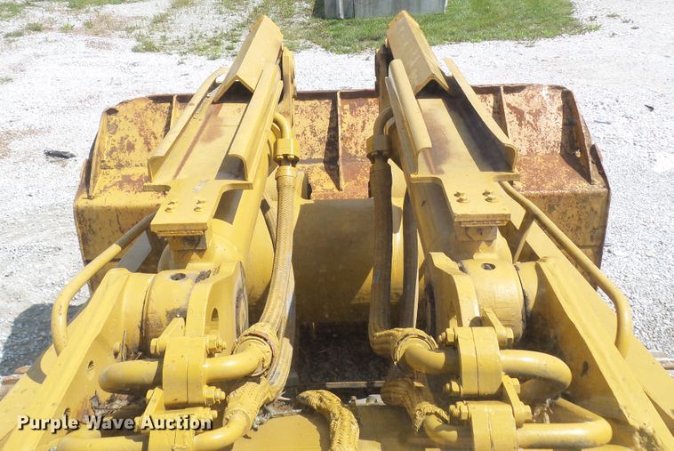 image for item DN6765 1998 Caterpillar 973 LGP  track loader