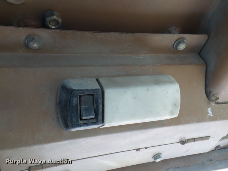 image for item DN6765 1998 Caterpillar 973 LGP  track loader