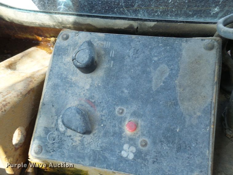 image for item DN6765 1998 Caterpillar 973 LGP  track loader