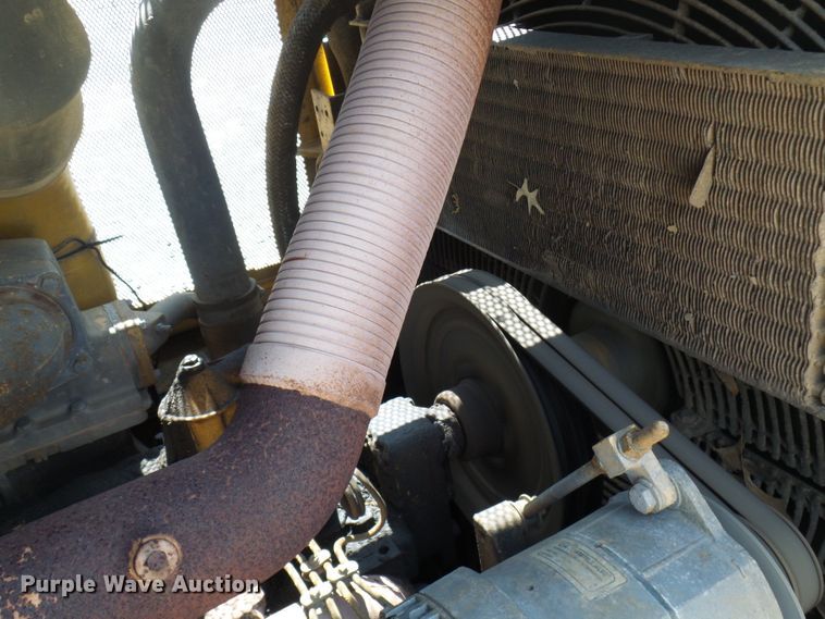 image for item DN6765 1998 Caterpillar 973 LGP  track loader