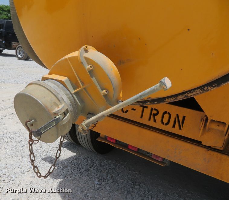 image for item FP9280 2000 Vac-Tron PMD-800DT  vacuum excavator