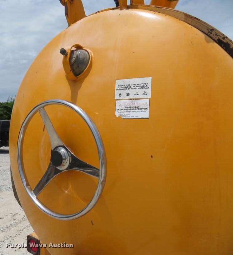 image for item FP9280 2000 Vac-Tron PMD-800DT  vacuum excavator