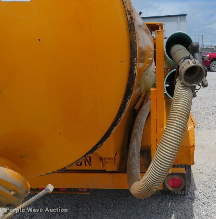 image for item FP9280 2000 Vac-Tron PMD-800DT  vacuum excavator