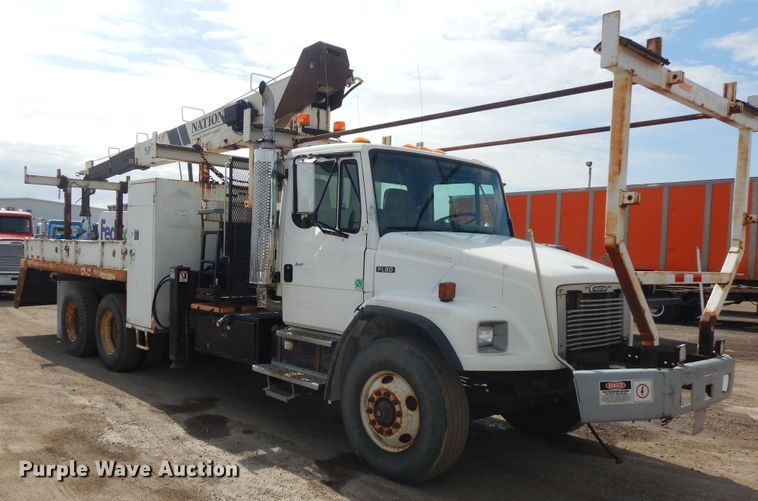 image for item FR9811 2000 Freightliner FL80  crane truck