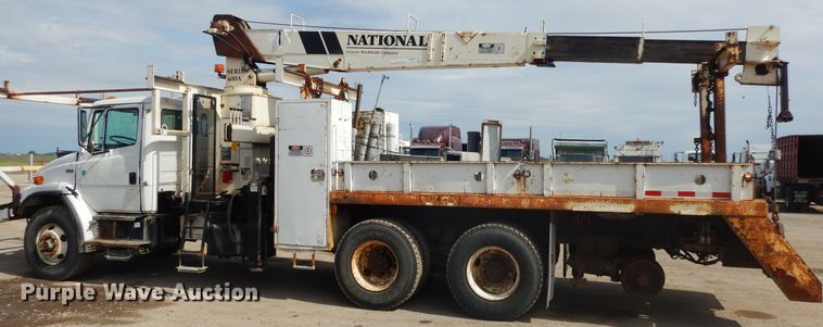 image for item FR9811 2000 Freightliner FL80  crane truck