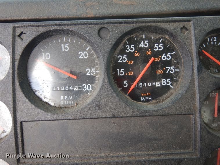 image for item FR9811 2000 Freightliner FL80  crane truck