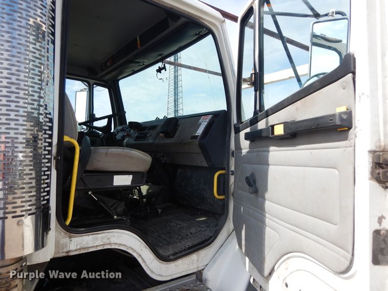 image for item FR9811 2000 Freightliner FL80  crane truck