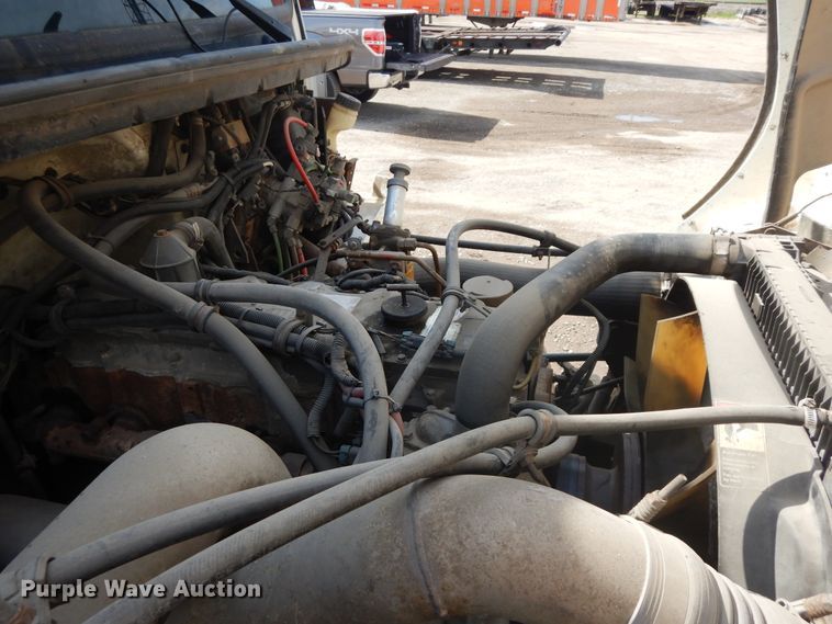 image for item FR9811 2000 Freightliner FL80  crane truck