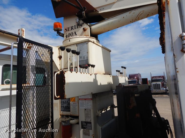 image for item FR9811 2000 Freightliner FL80  crane truck