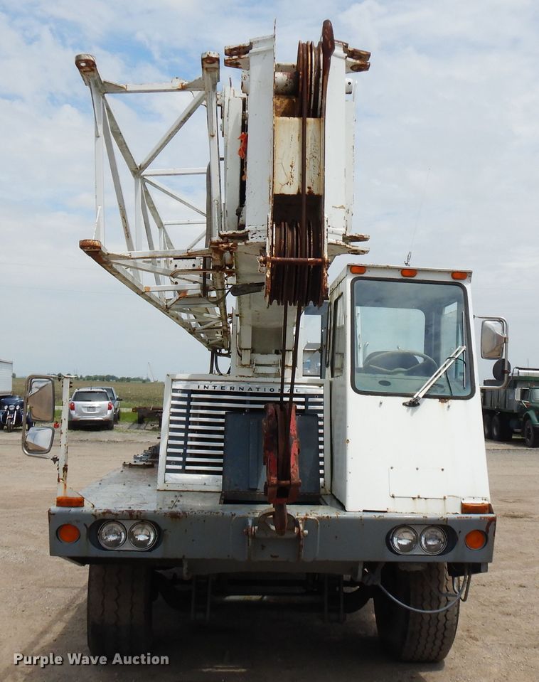 image for item FR9814 Lorain 428  crane