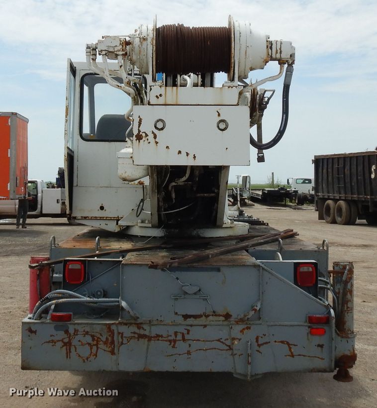 image for item FR9814 Lorain 428  crane