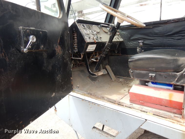 image for item FR9814 Lorain 428  crane