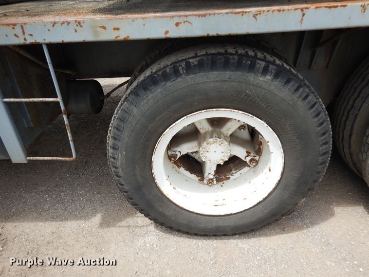 image for item FR9814 Lorain 428  crane