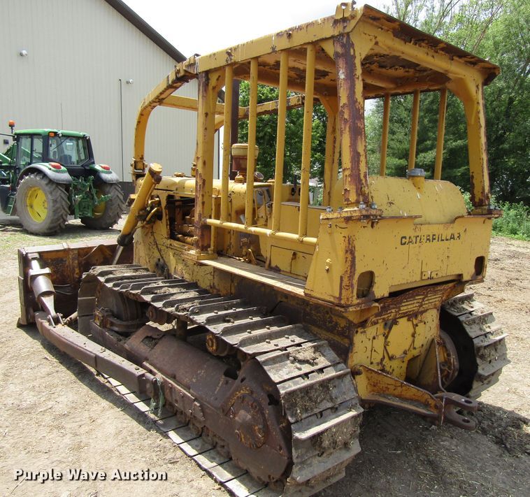 image for item GC9976 1972 Caterpillar D5  dozer