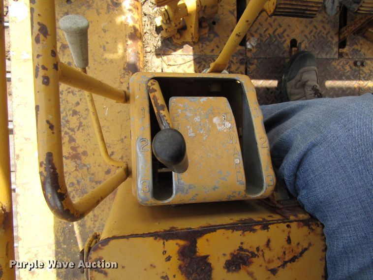 image for item GC9976 1972 Caterpillar D5  dozer