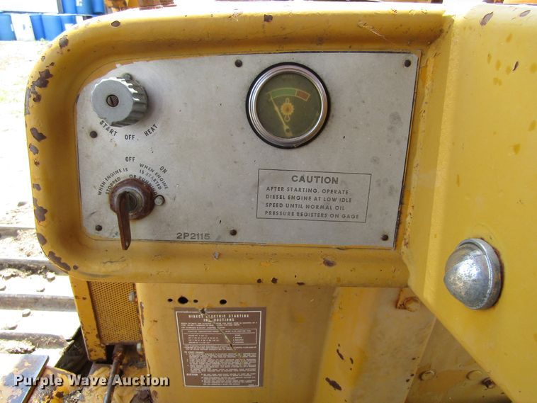 image for item GC9976 1972 Caterpillar D5  dozer