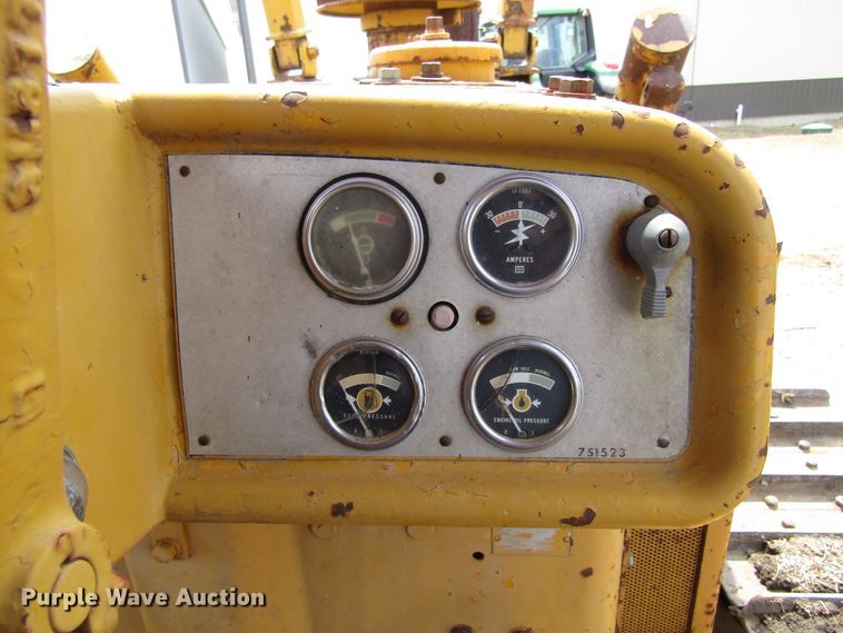 image for item GC9976 1972 Caterpillar D5  dozer
