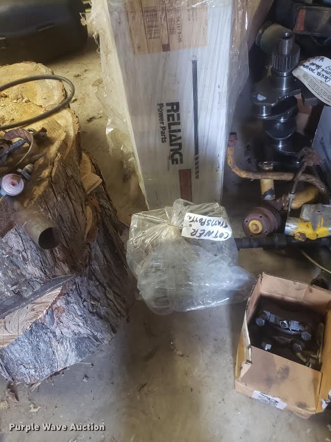 image for item GY9776 Massey Ferguson 200  crawler dozer