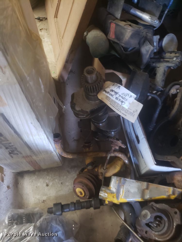 image for item GY9776 Massey Ferguson 200  crawler dozer