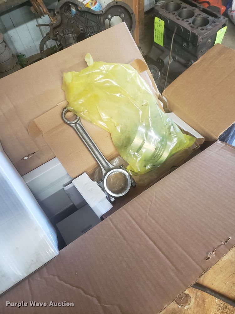 image for item GY9776 Massey Ferguson 200  crawler dozer