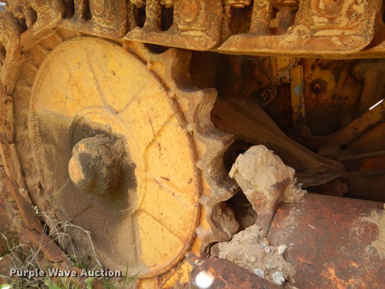 image for item GY9776 Massey Ferguson 200  crawler dozer