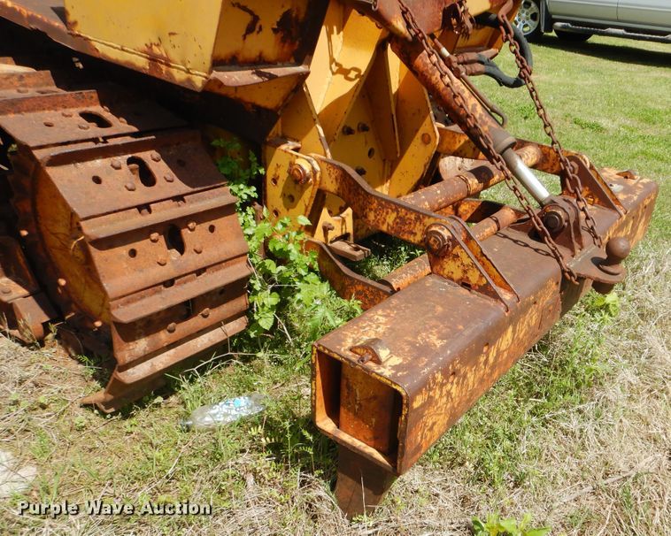 image for item GY9776 Massey Ferguson 200  crawler dozer