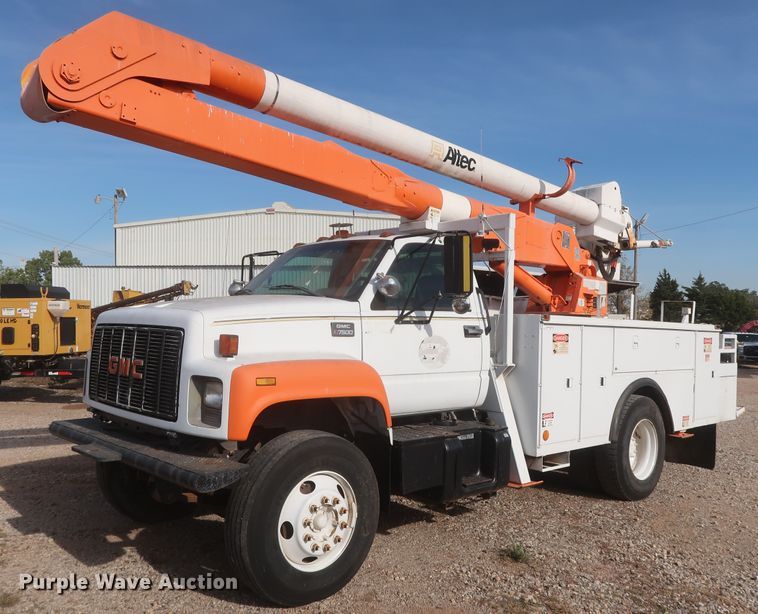 image for item HJ9427 1999 GMC C7500  bucket truck
