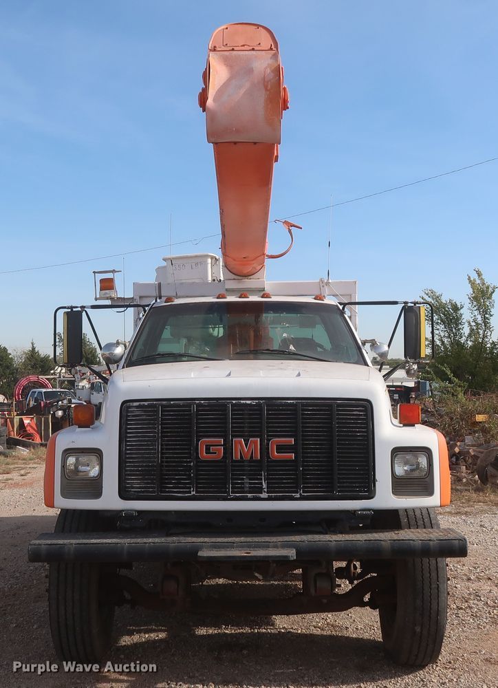 image for item HJ9427 1999 GMC C7500  bucket truck