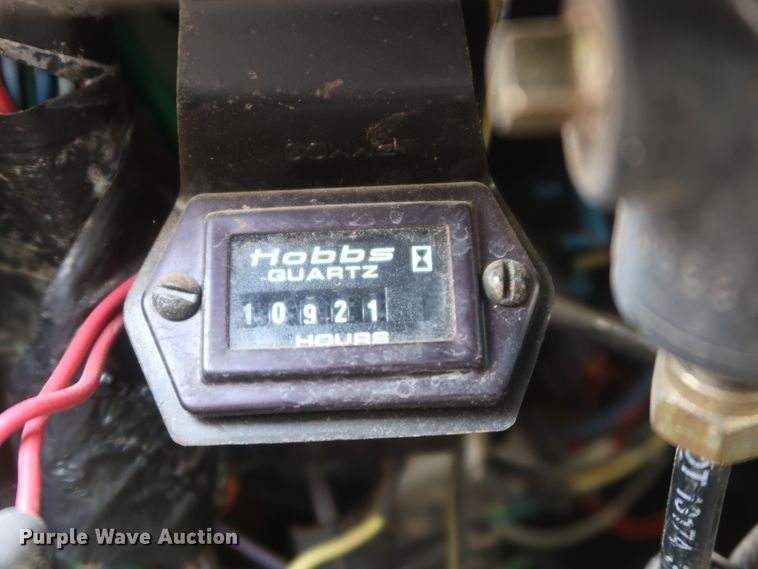 image for item HJ9427 1999 GMC C7500  bucket truck