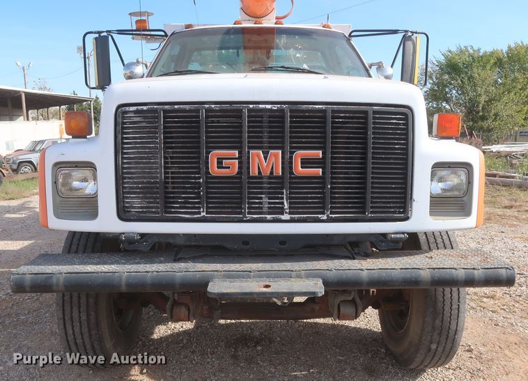 image for item HJ9427 1999 GMC C7500  bucket truck