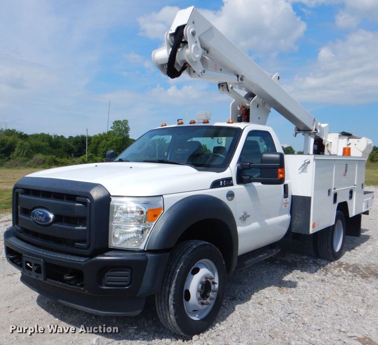 image for item HT9280 2013 Ford F550 Super Duty XL  bucket truck