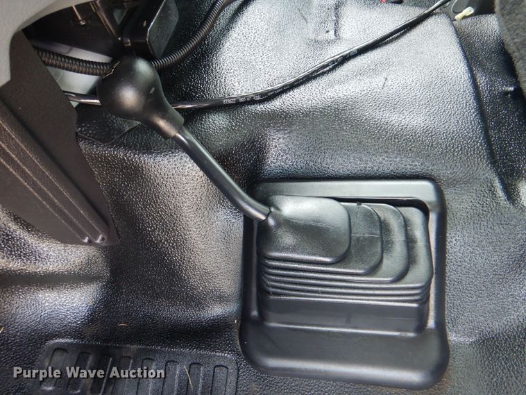 image for item HT9280 2013 Ford F550 Super Duty XL  bucket truck