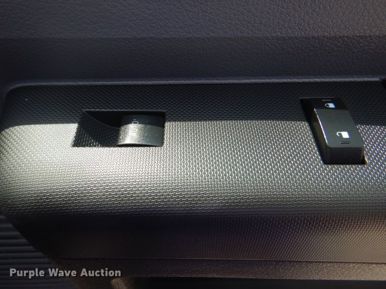 image for item HT9280 2013 Ford F550 Super Duty XL  bucket truck