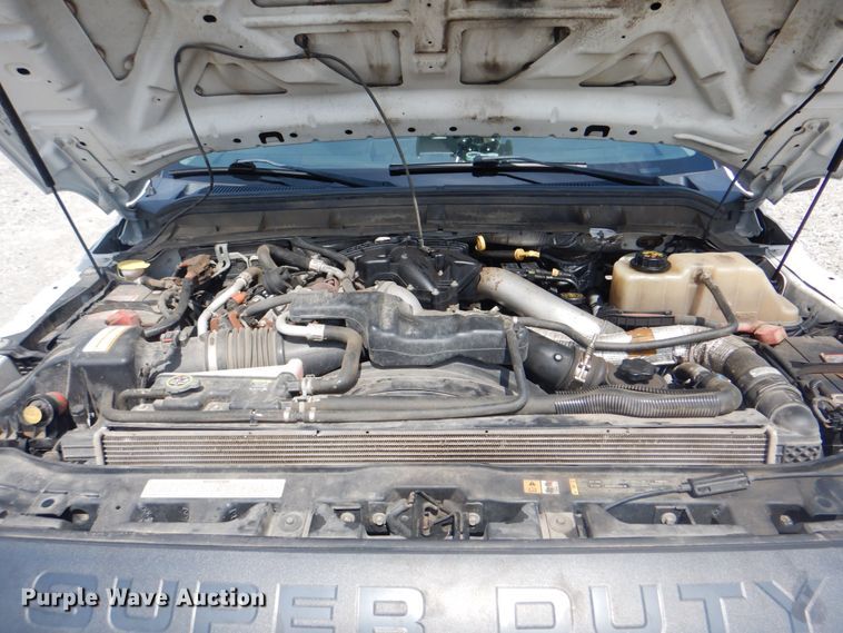 image for item HT9280 2013 Ford F550 Super Duty XL  bucket truck