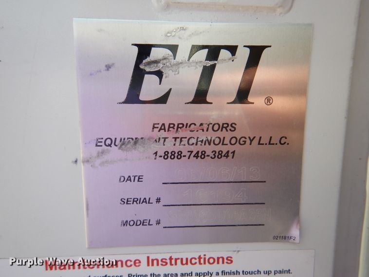 image for item HT9280 2013 Ford F550 Super Duty XL  bucket truck