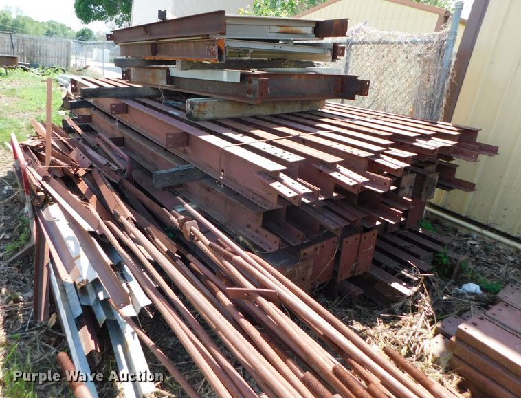 image for item HX9322 300'L x 60'W x 16'H steel building frame