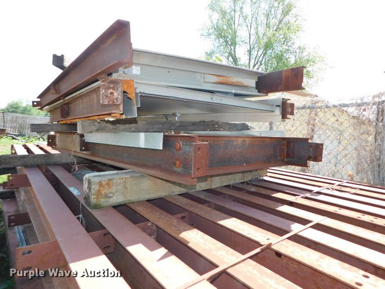 image for item HX9322 300'L x 60'W x 16'H steel building frame