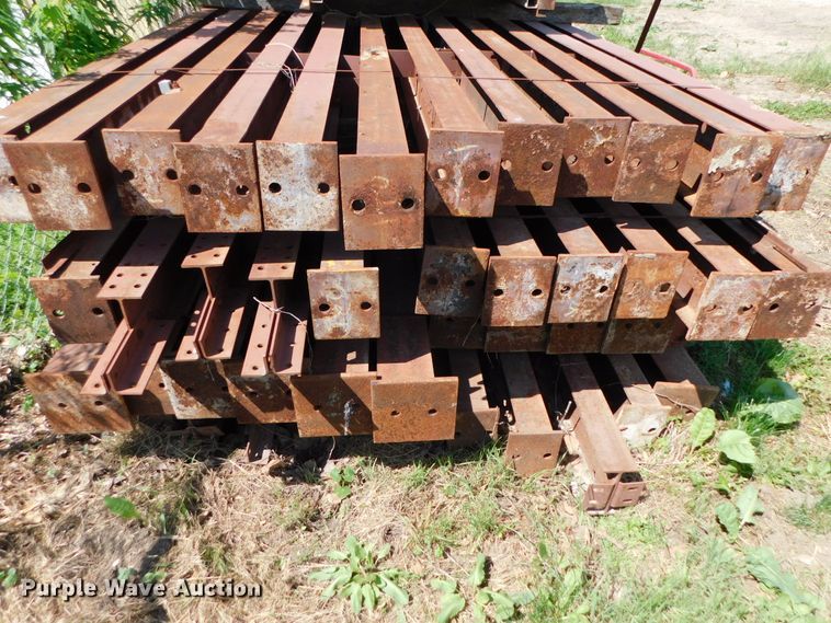 image for item HX9322 300'L x 60'W x 16'H steel building frame